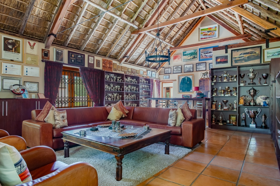 5 Bedroom Property for Sale in Windmeul Western Cape